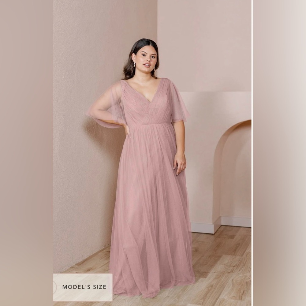 Revelry Thea Tulle Dress Bradshaw Blush Size 12 Regular Length